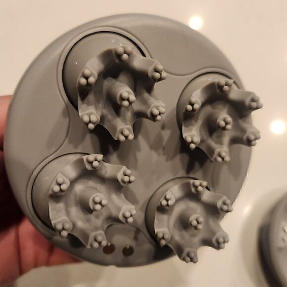 Comfier CF-49028 cordless hair and scalp massager - Picture 3 of 7